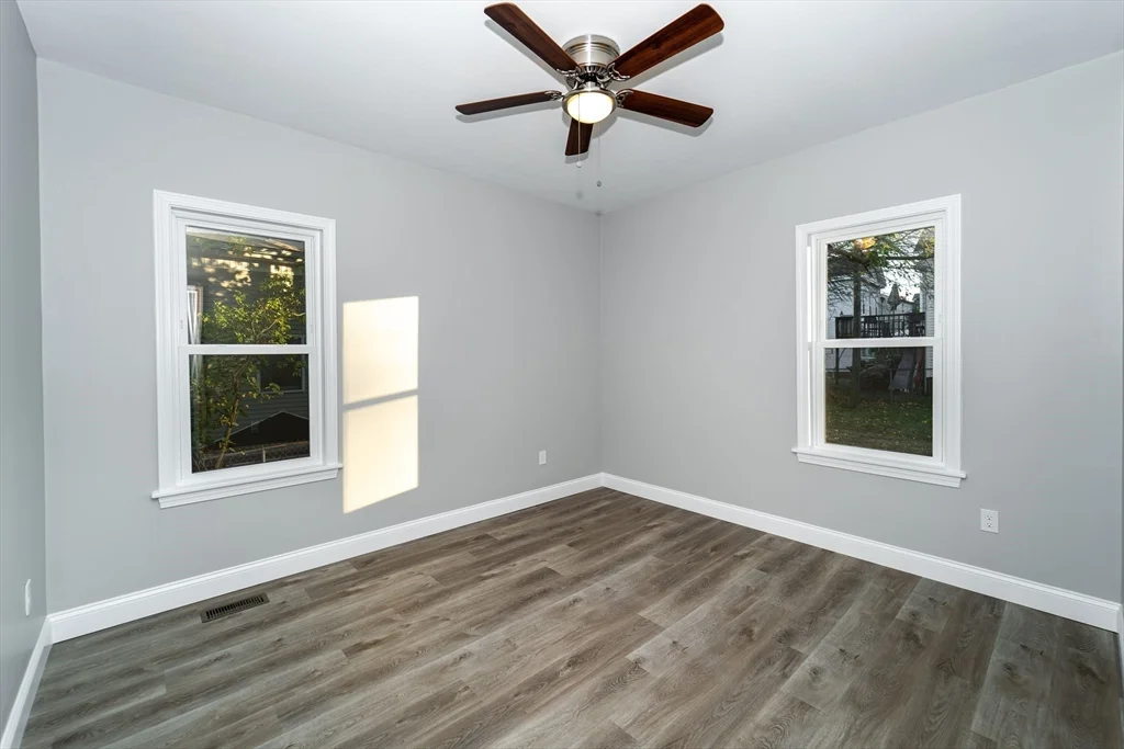 3 bed, 1 bath apartment for rent at 325 Snell Unit 1, Fall River — photo 7 of 10