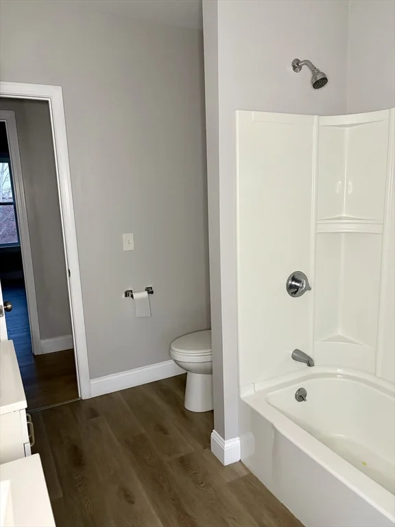 4 bed, 1 bath apartment for rent at 325 Snell Unit 3, Fall River — photo 12 of 17