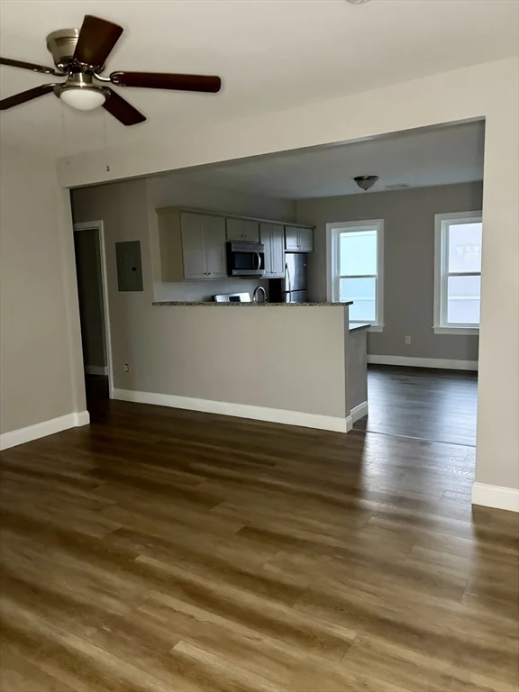 4 bed, 1 bath apartment for rent at 325 Snell Unit 3, Fall River