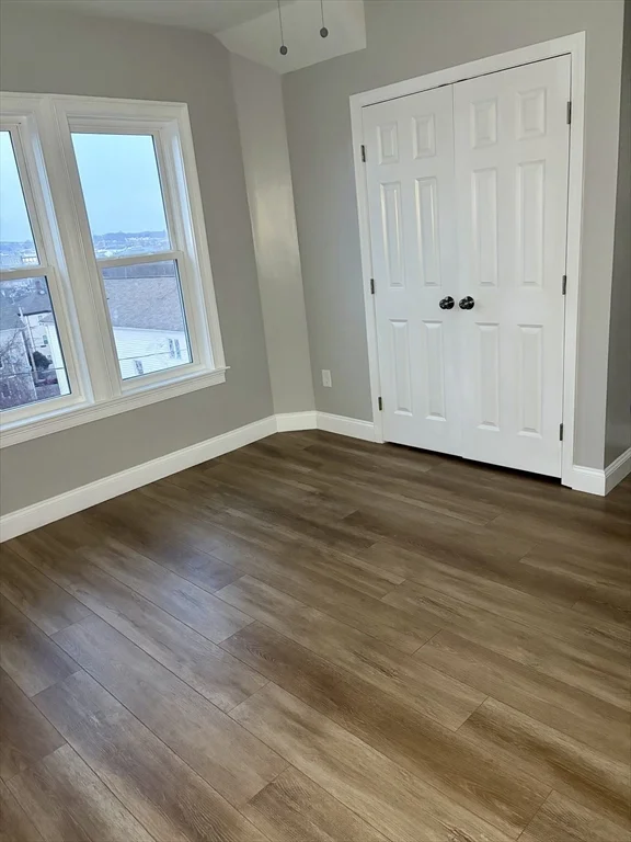 4 bed, 1 bath apartment for rent at 325 Snell Unit 3, Fall River — photo 9 of 17