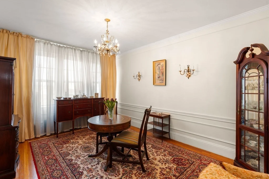 2 bed, 2 bath apartment for rent at 325 Tappan St Unit 6, Brookline Hills — photo 13 of 21