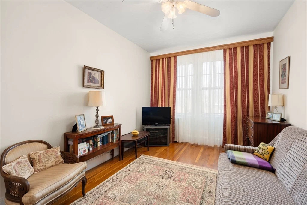 2 bed, 2 bath apartment for rent at 325 Tappan St Unit 6, Brookline Hills — photo 17 of 21