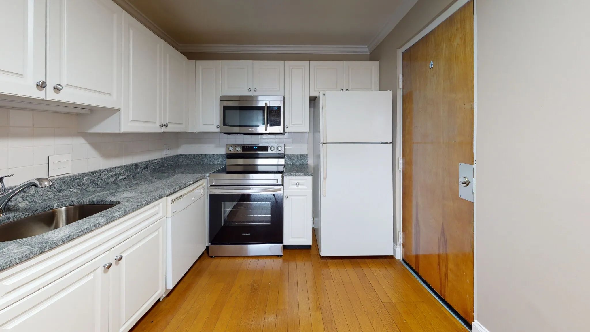 2 bed, 1 bath apartment for rent at 326 Broadway Unit 21a, Winter Hill — photo 1 of 7
