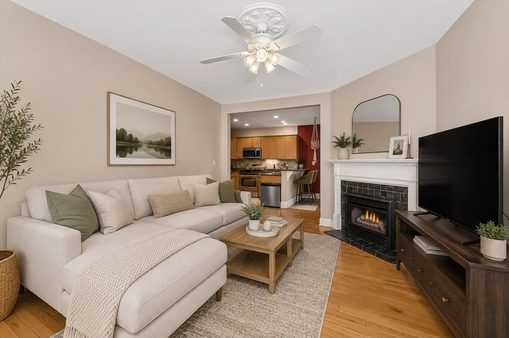 3 bed, 1 bath apartment for rent at 326 Centre St Unit 3, Jamaica Plain — photo 5 of 18