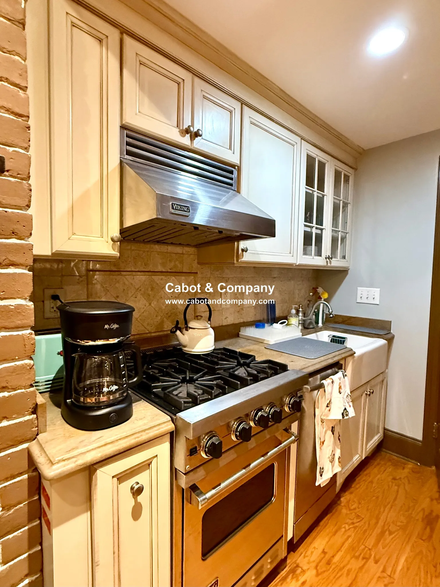 Studio bed, 1 bath apartment for rent at 326 Dartmouth St Unit B2, Back Bay — photo 9 of 12