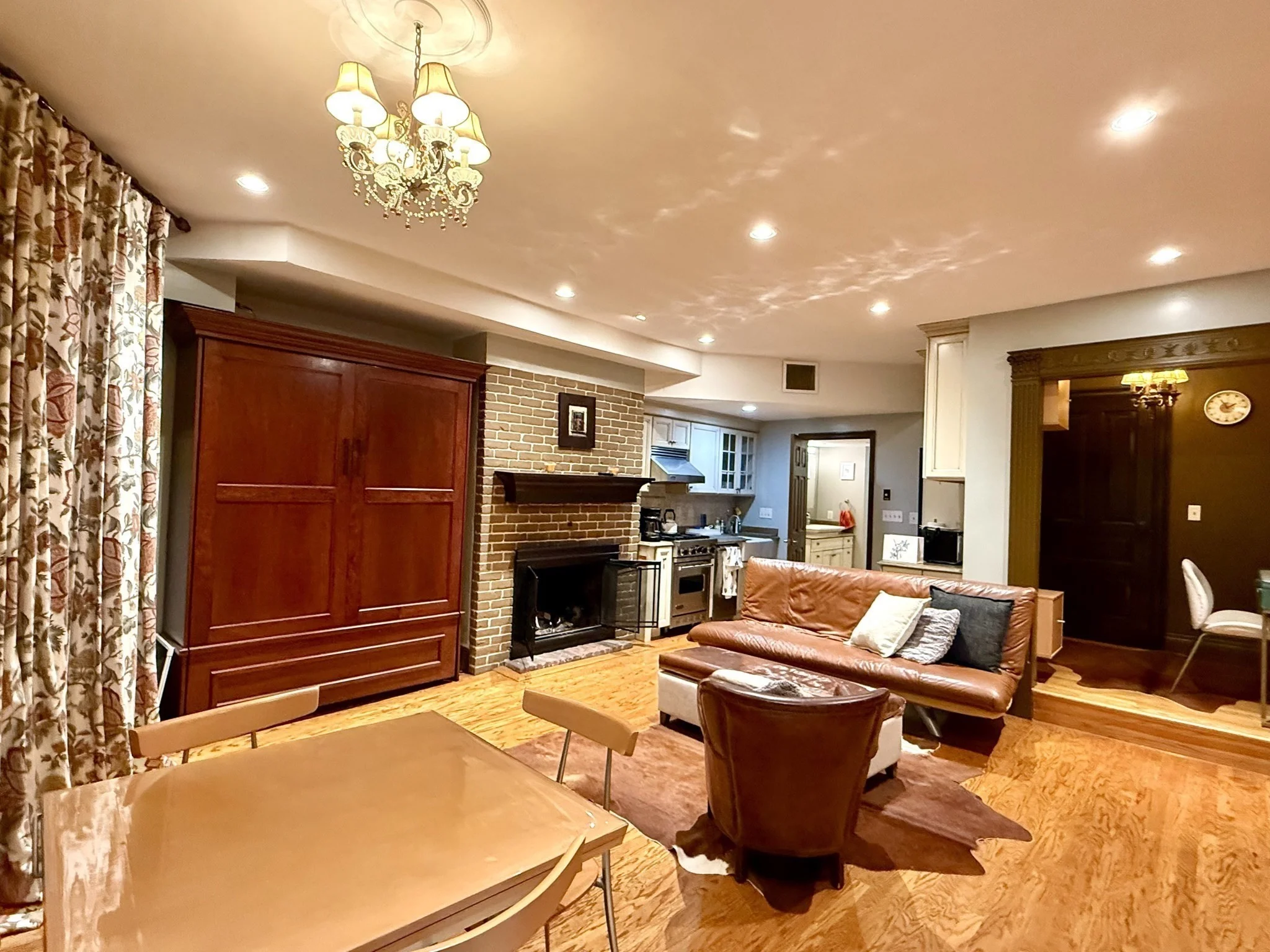 Studio bed, 1 bath apartment for rent at 326 Dartmouth St Unit BR, Back Bay — photo 5 of 18