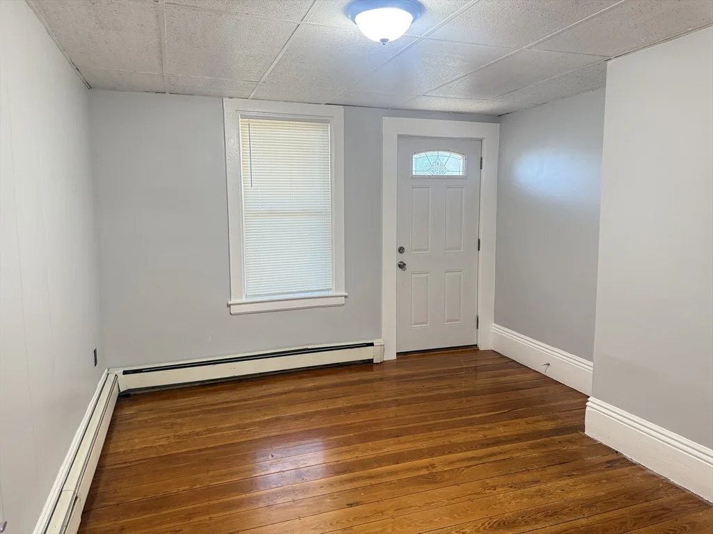 1 bed, 1 bath apartment for rent at 326 Granite St Unit 1, Quincy — photo 15 of 17