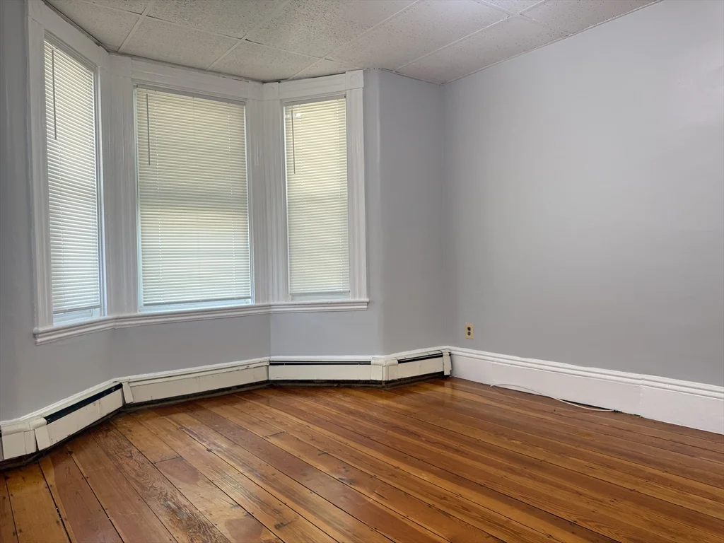 1 bed, 1 bath apartment for rent at 326 Granite St Unit 1, Quincy — photo 10 of 17