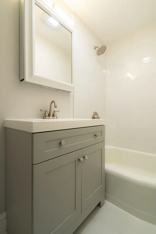 2 bed, 1 bath apartment for rent at 326 Hurley St Unit 1, Kendall Square — photo 8 of 11