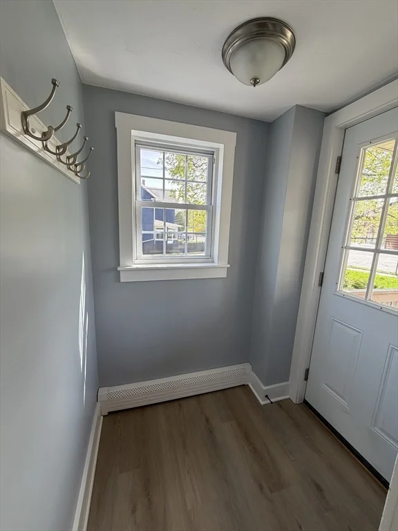2 bed, 1 bath apartment for rent at 326 N Main St Unit A, North Brookfield — photo 3 of 15