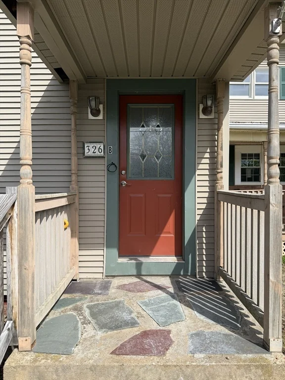 2 bed, 1 bath apartment for rent at 326 N Main St Unit B, North Brookfield — photo 2 of 21