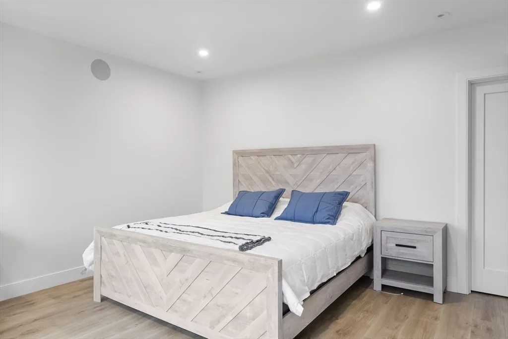 3 bed, 2.5 bath apartment for rent at 326 W Broadway Unit 2, South Boston — photo 7 of 13