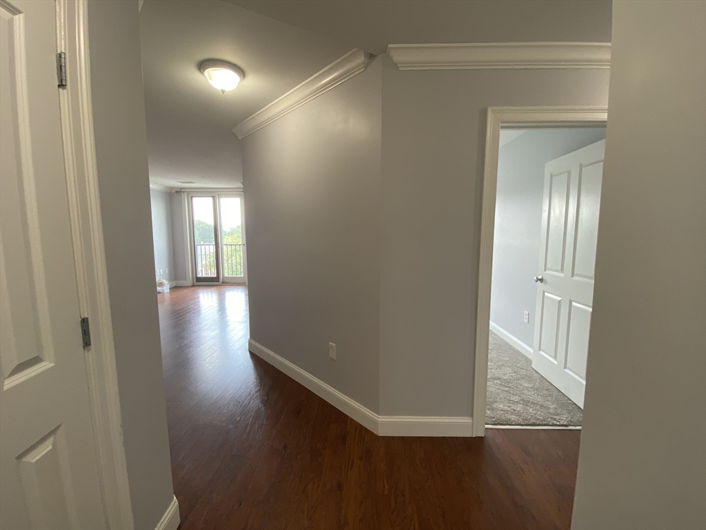 2 bed, 1 bath apartment for rent at 327 Centre St Unit 305, Jamaica Plain — photo 3 of 21