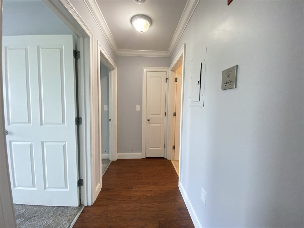 2 bed, 1 bath apartment for rent at 327 Centre St Unit 305, Jamaica Plain — photo 4 of 21