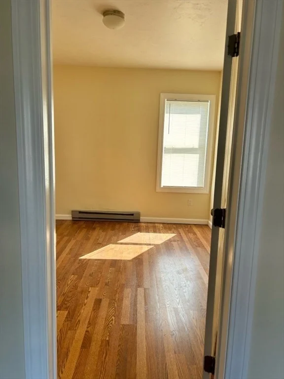 3 bed, 2 bath apartment for rent at 327 Hamilton St Unit 2, Worcester — photo 4 of 7