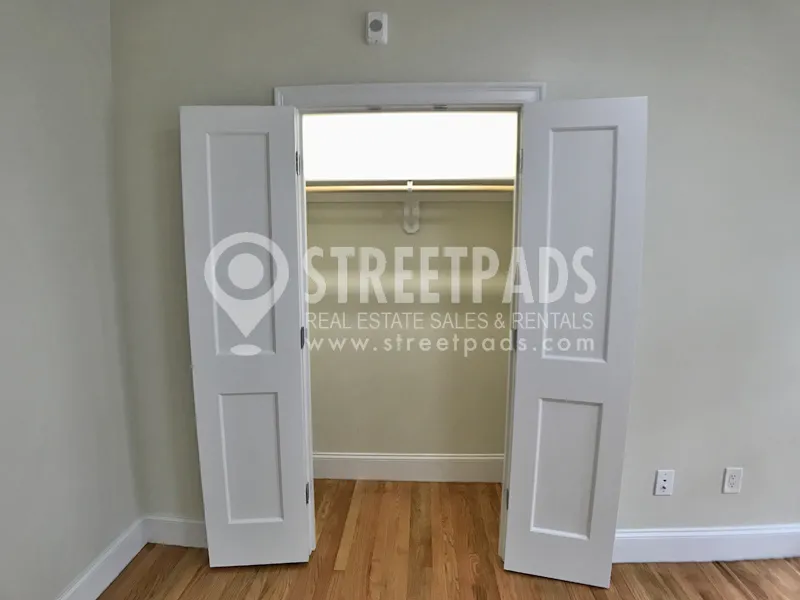 2 bed, 2 bath apartment for rent at 327 Highland Ave Unit 1, Powder House Square — photo 8 of 39