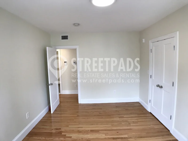 2 bed, 2 bath apartment for rent at 327 Highland Ave Unit 2, Powder House Square — photo 7 of 28