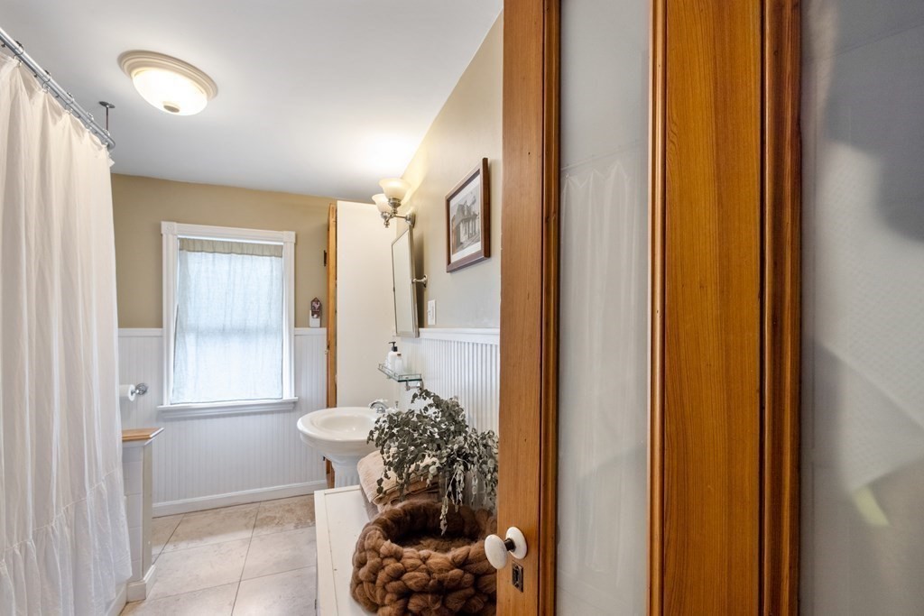 2 bed, 1 bath apartment for rent at 327 Sumner St Unit 2, East Boston — photo 13 of 25
