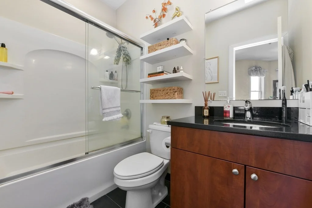 2 bed, 2 bath apartment for rent at 327 W Broadway Unit 2, South Boston — photo 10 of 14