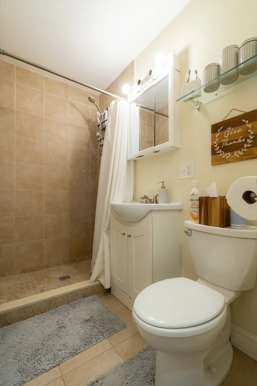 1 bed, 1 bath apartment for rent at 328 Beacon St Unit 1F, Spring Hill — photo 5 of 10