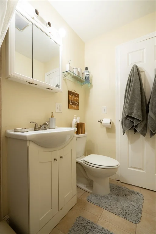 1 bed, 1 bath apartment for rent at 328 Beacon St Unit 1F, Spring Hill — photo 6 of 10