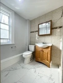1 bed, 1 bath apartment for rent at 328 Beacon St Unit 2R, Spring Hill — photo 5 of 6