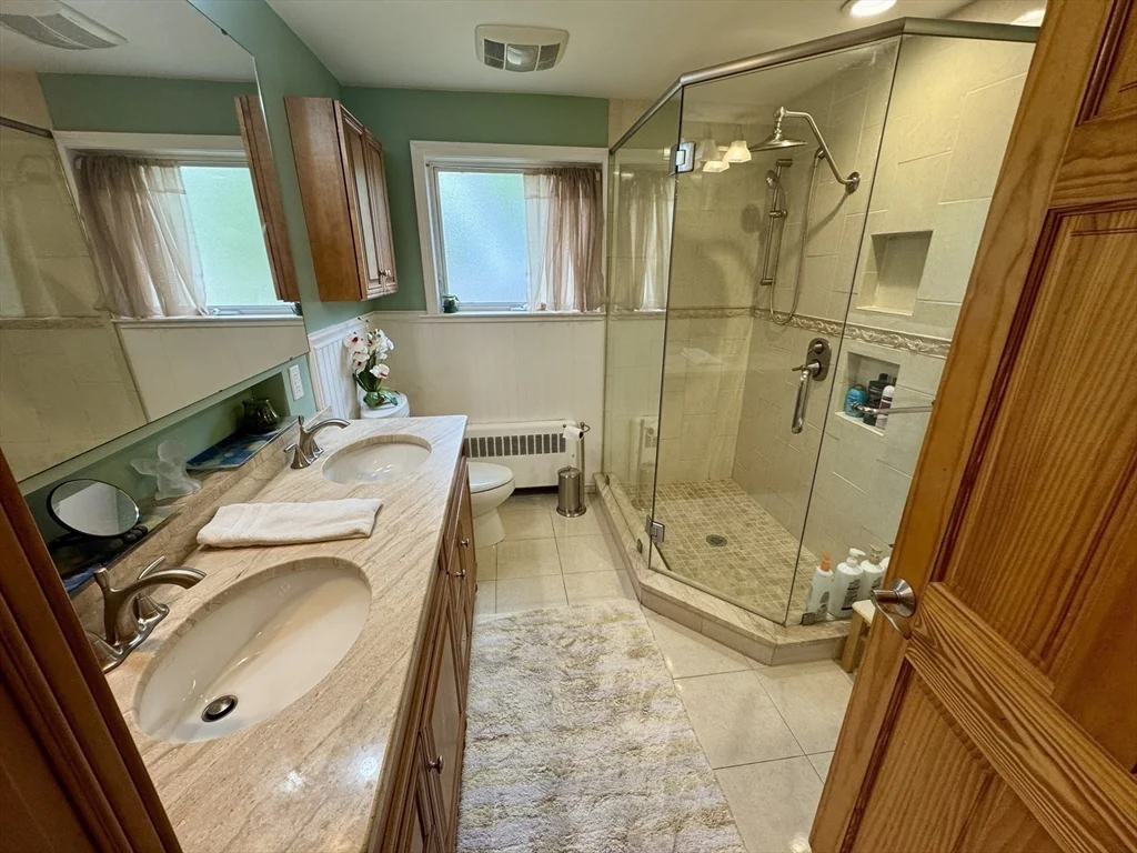 2 bed, 1 bath apartment for rent at 328 Blue Hill Ave Unit SF, Milton — photo 18 of 25