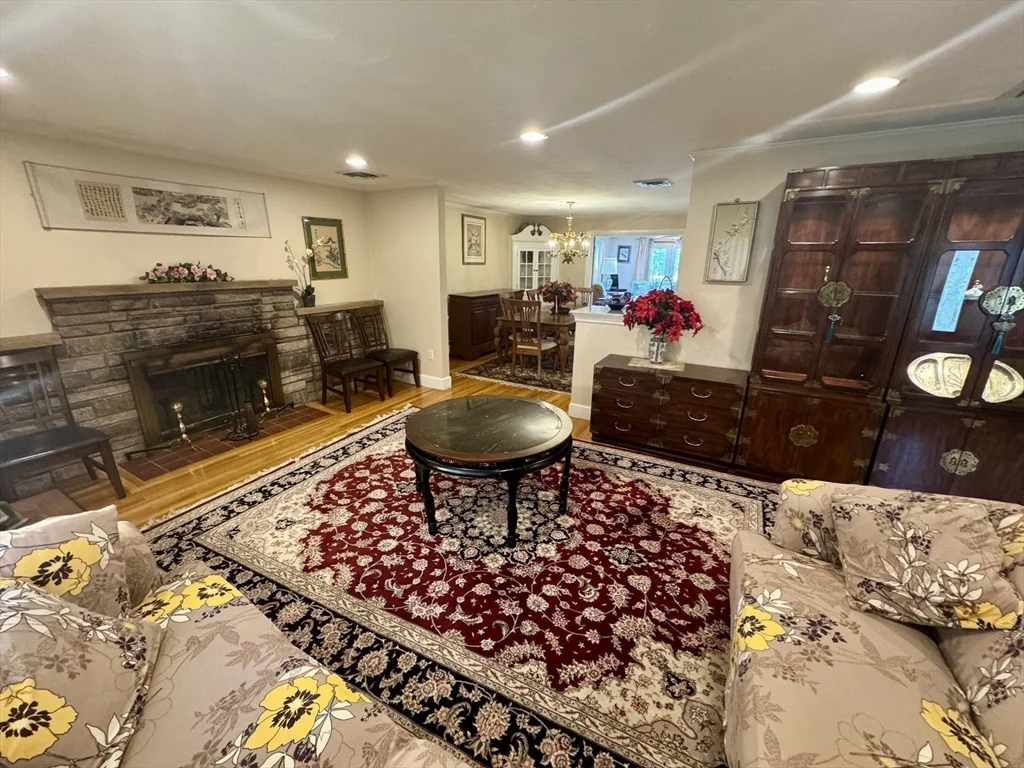 2 bed, 1 bath apartment for rent at 328 Blue Hill Ave Unit SF, Milton — photo 10 of 25