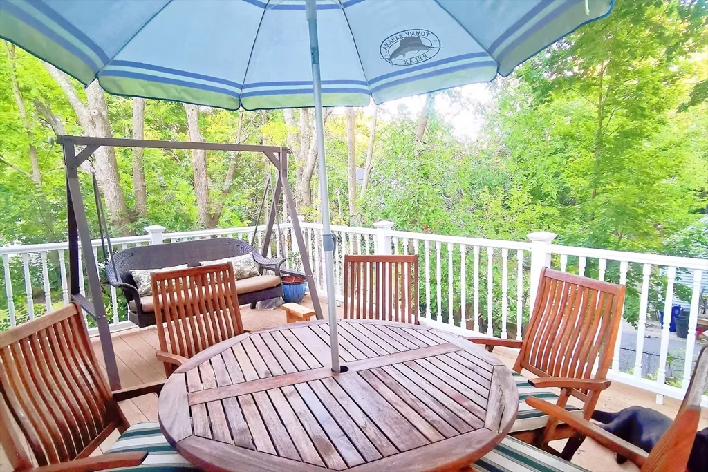 2 bed, 1 bath apartment for rent at 328 Blue Hill Ave Unit SF, Milton — photo 21 of 25