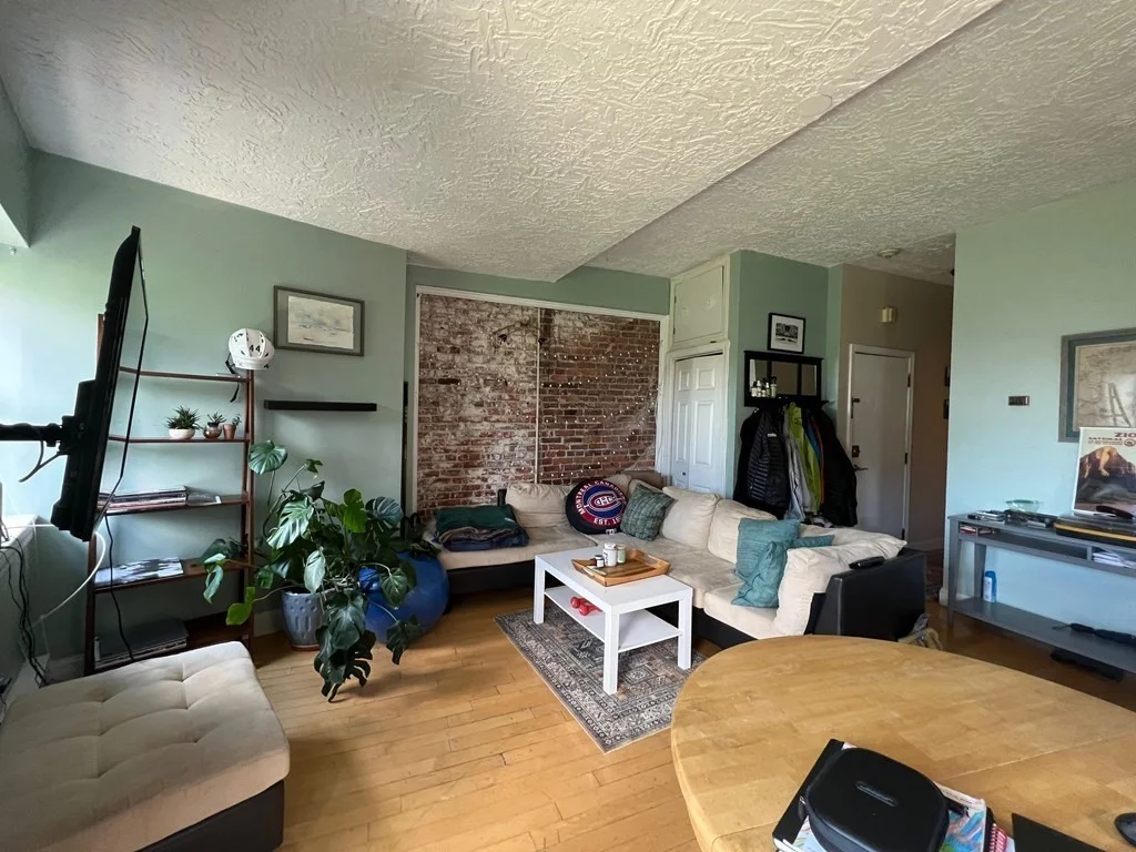 2 bed, 1 bath apartment for rent at 328 Commercial St Unit 44, Waterfront — photo 3 of 9