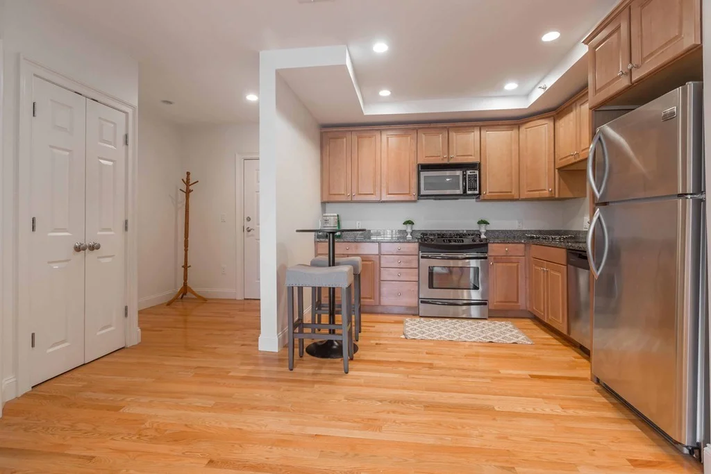 2 bed, 2 bath apartment for rent at 328 Copeland St Unit 2D, Quincy — photo 2 of 7