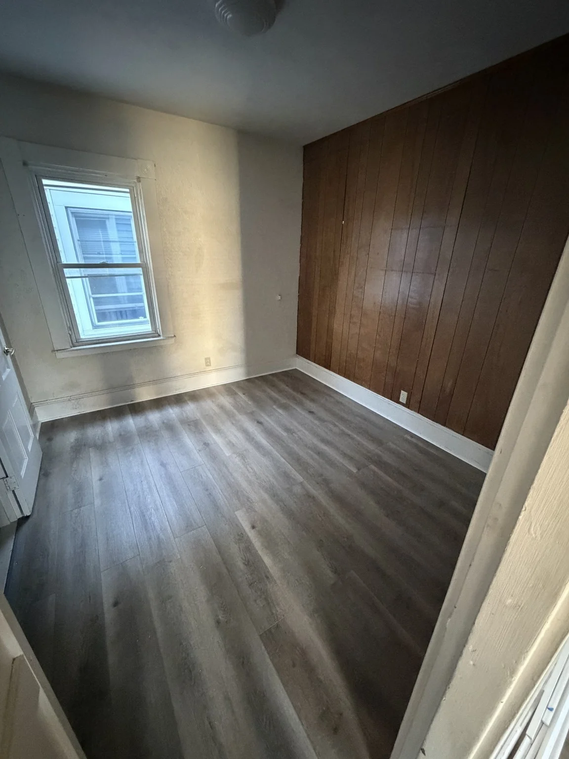 3 bed, 1 bath apartment for rent at 328 Sawyer St Unit 3, New Bedford — photo 5 of 8