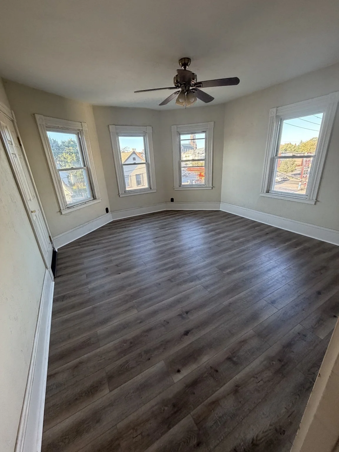 3 bed, 1 bath apartment for rent at 328 Sawyer St Unit 3, New Bedford — photo 8 of 8