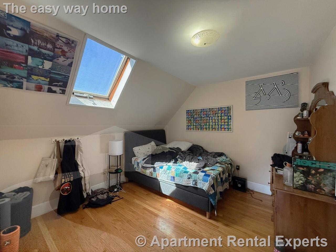 4 bed, 2 bath apartment for rent at 328 Washington St Unit 2, Union Square — photo 10 of 15