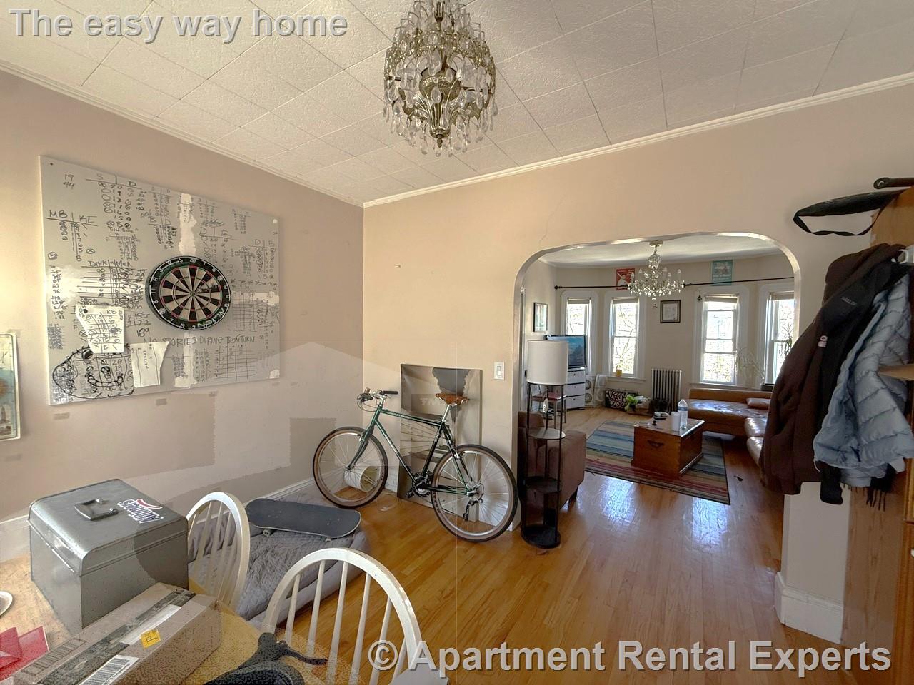 4 bed, 2 bath apartment for rent at 328 Washington St Unit 2, Union Square — photo 13 of 15