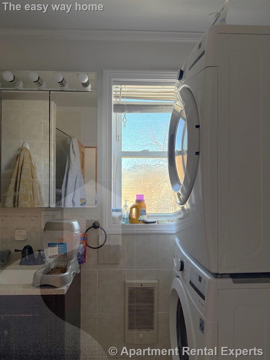 4 bed, 2 bath apartment for rent at 328 Washington St Unit 2, Union Square — photo 11 of 15