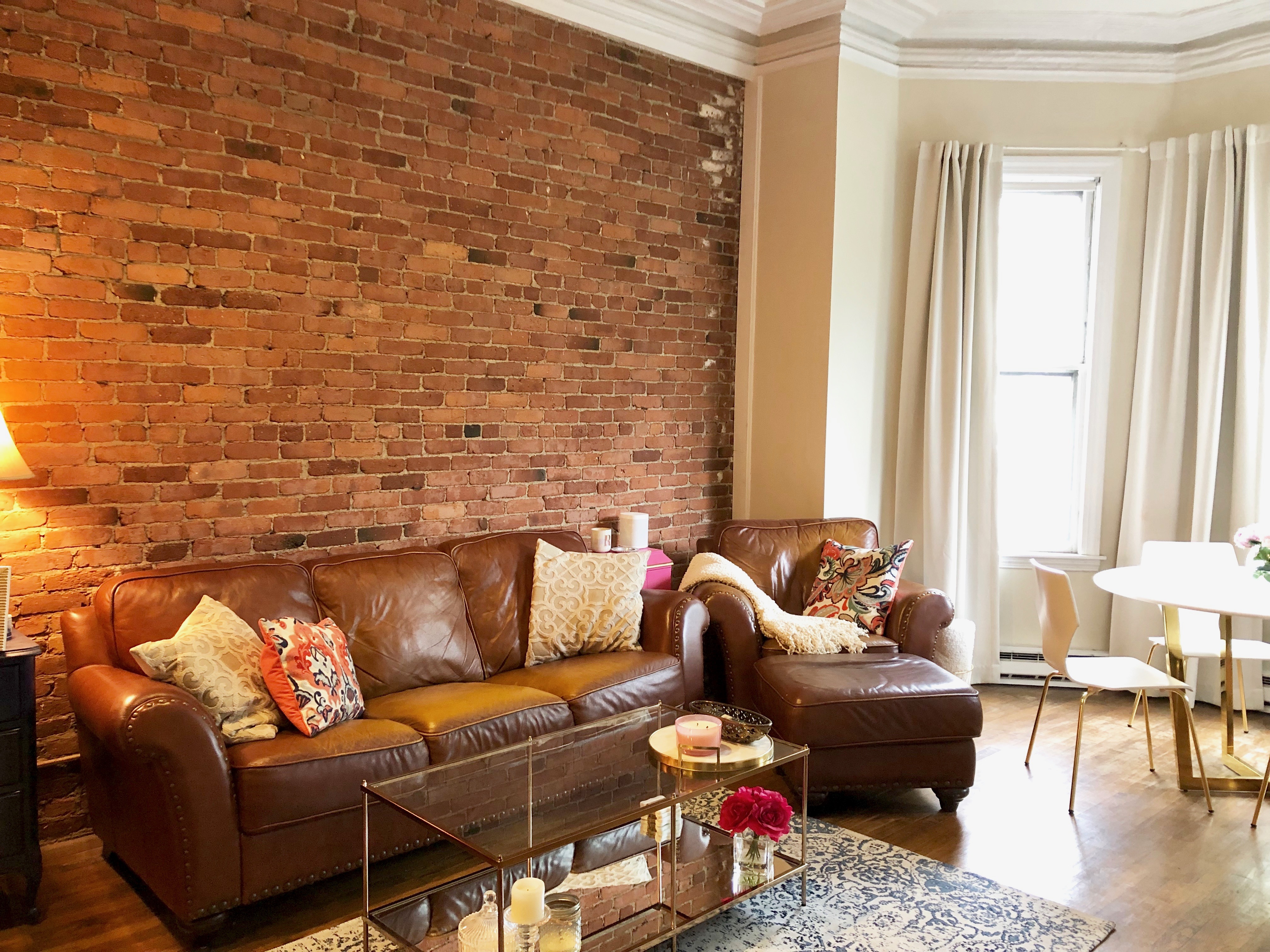 1 bed, 1 bath apartment for rent at 329 Beacon St Unit 3, Back Bay — photo 3 of 12