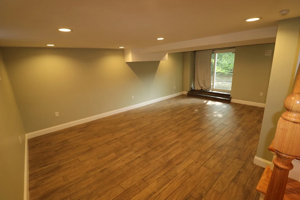 3 bed, 3 bath apartment for rent at 329 Bridge St, Dedham — photo 14 of 35