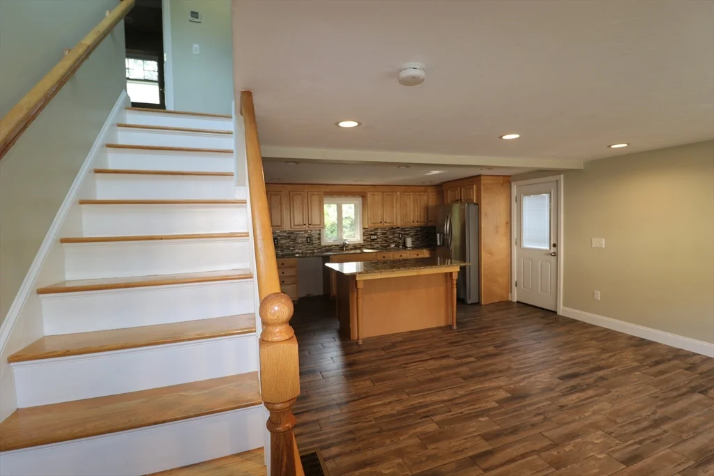 3 bed, 3 bath apartment for rent at 329 Bridge St, Dedham — photo 3 of 35