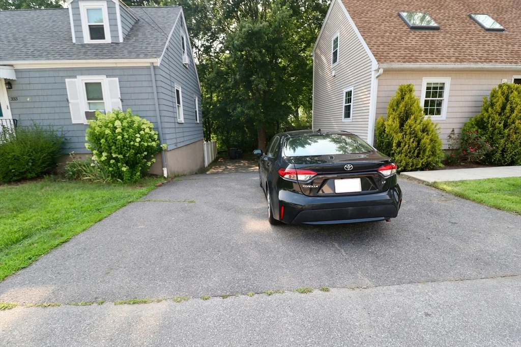 3 bed, 3 bath apartment for rent at 329 Bridge St, Dedham — photo 35 of 35