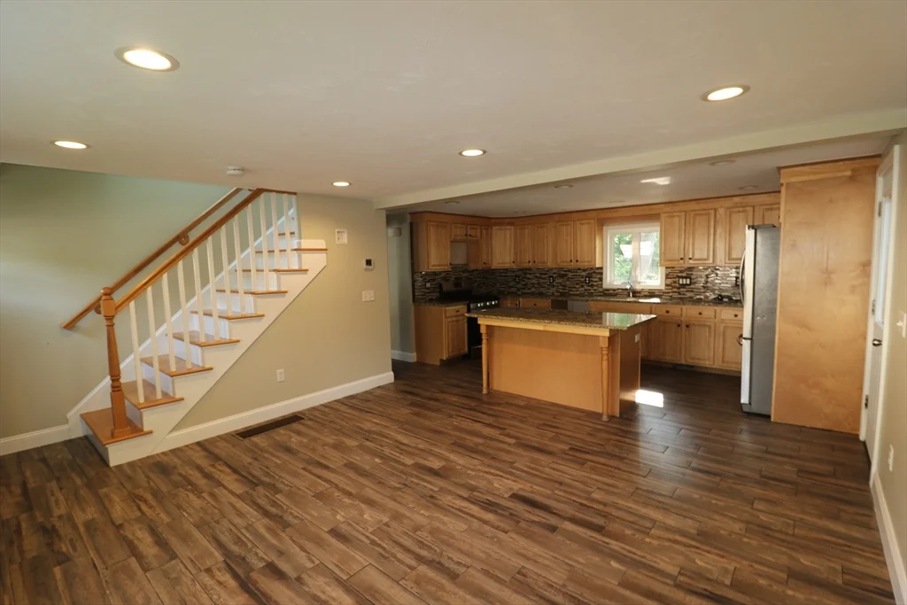 3 bed, 3 bath apartment for rent at 329 Bridge St, Dedham — photo 2 of 35