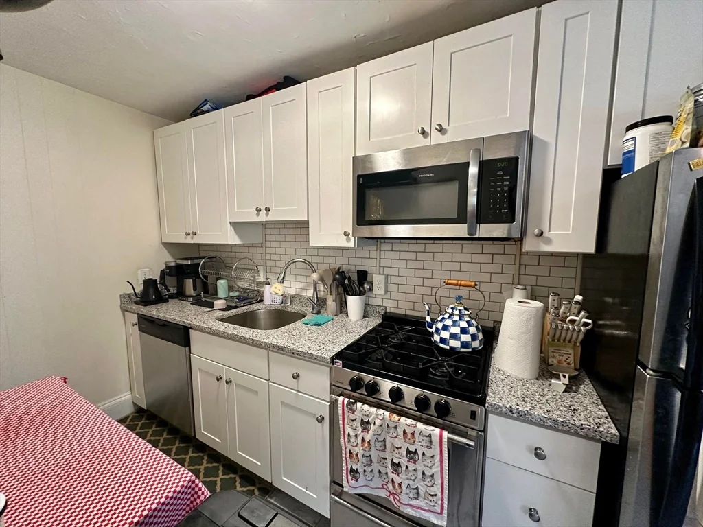 2 bed, 1 bath apartment for rent at 329 Broadway Unit 4, Mid Cambridge — photo 10 of 13