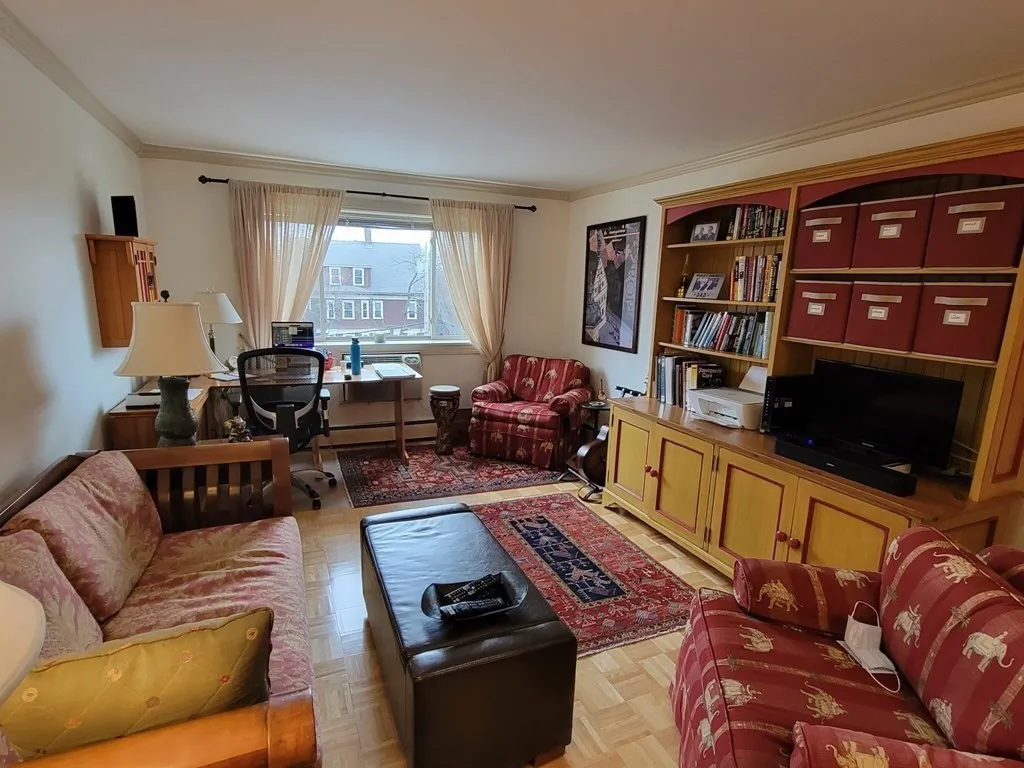 2 bed, 1 bath apartment for rent at 329 Harvard St Unit 31, Mid-Cambridge — photo 2 of 10