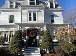 3 bed, 2 bath apartment for rent at 329 Lexington St Unit 2, Newton — photo 9 of 11