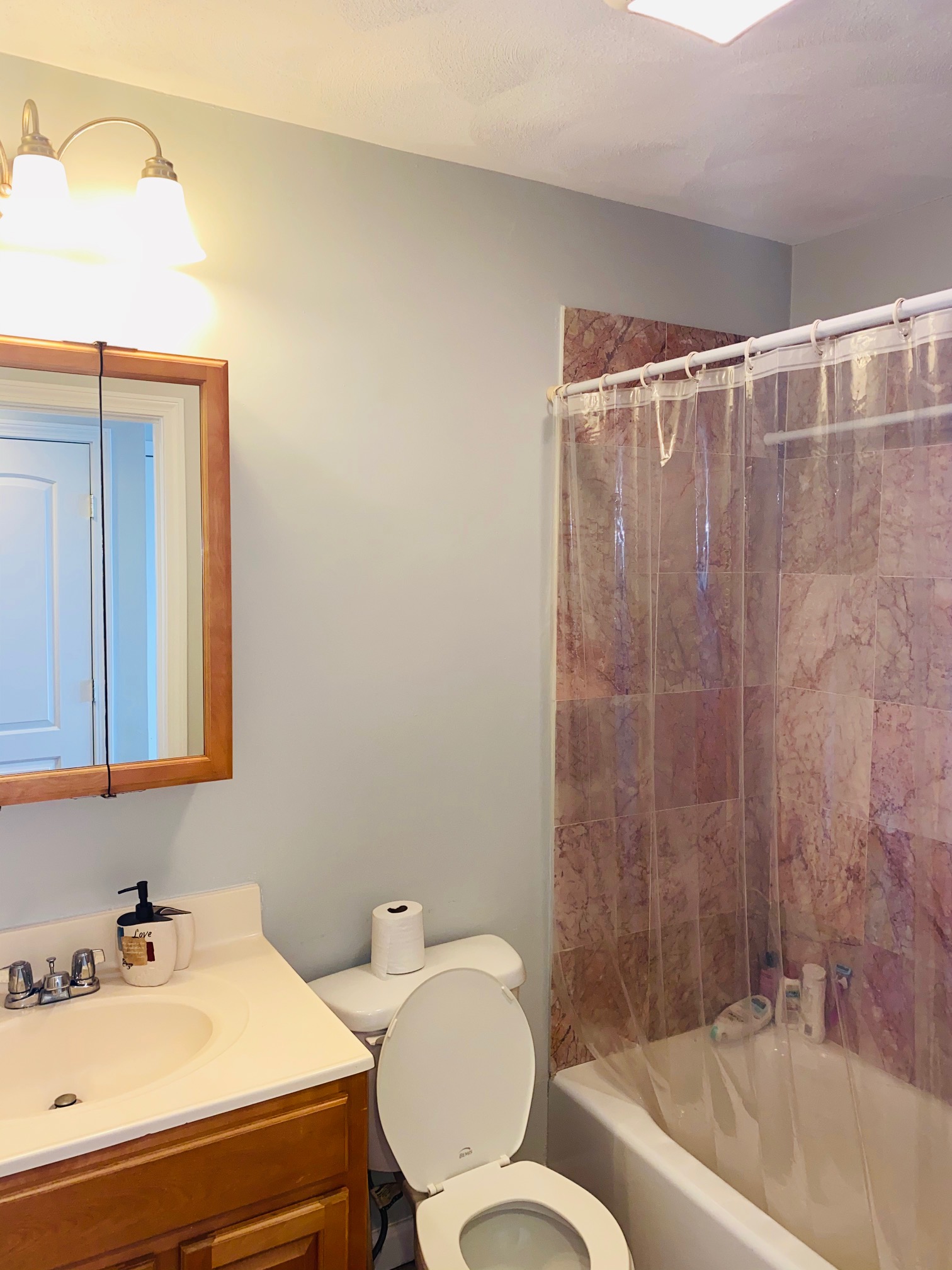 1.5 bed, 1 bath apartment for rent at 329 Paris St Unit 30, East Boston — photo 3 of 8