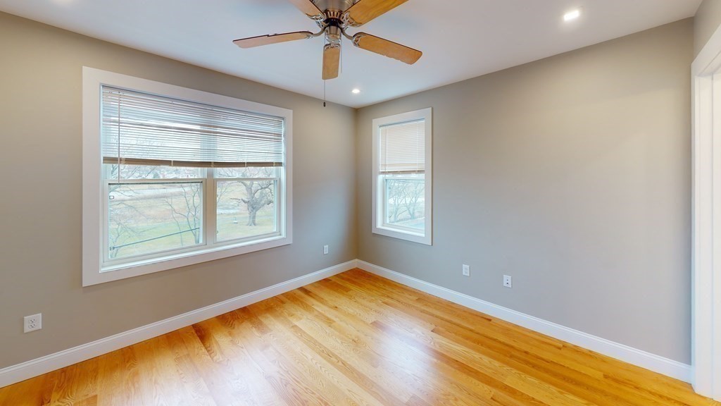 2 bed, 1 bath apartment for rent at 329 Shirley Unit B, Winthrop — photo 5 of 10