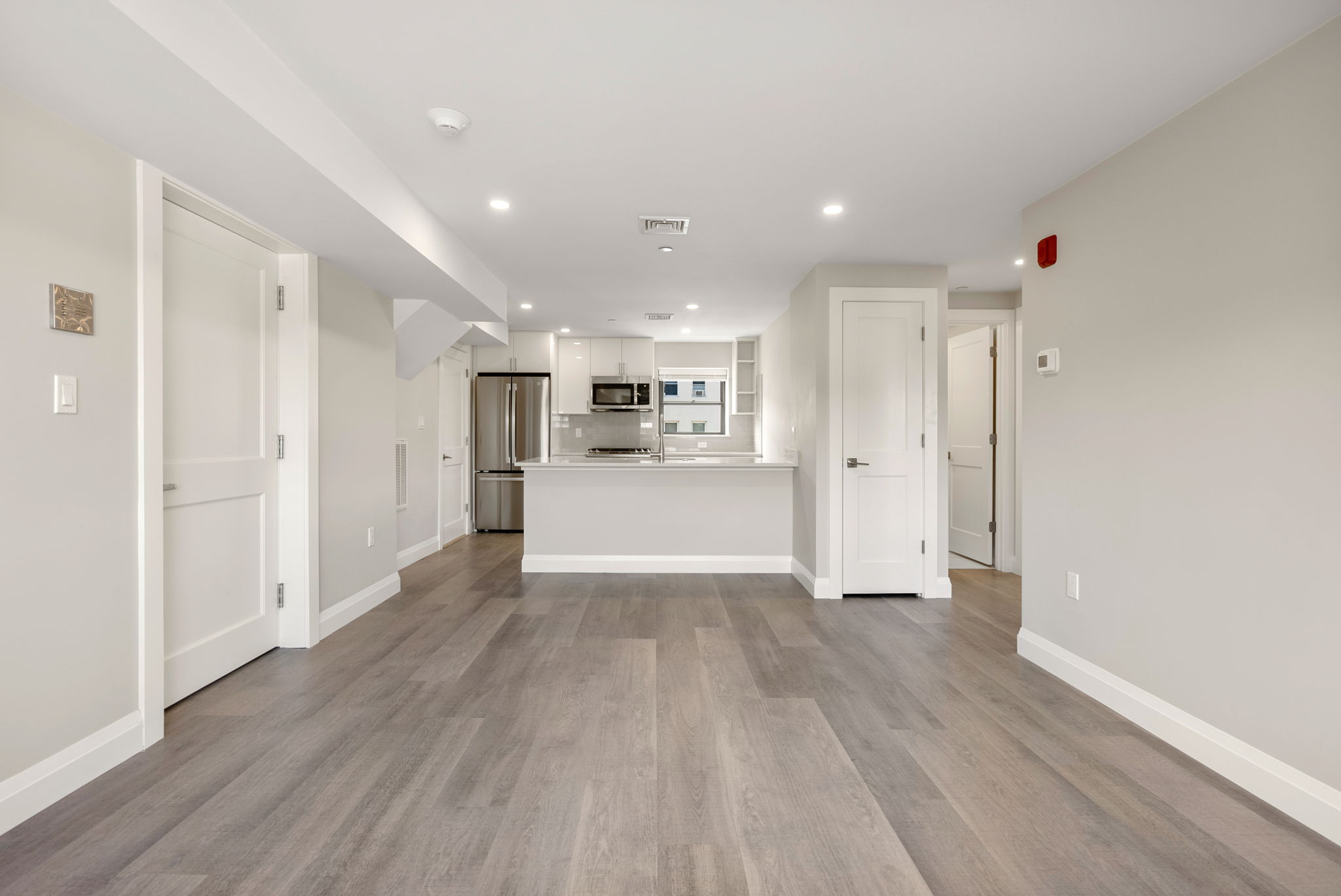 2 bed, 1 bath apartment for rent at 329 Summit Ave Unit 11, Brighton — photo 3 of 8