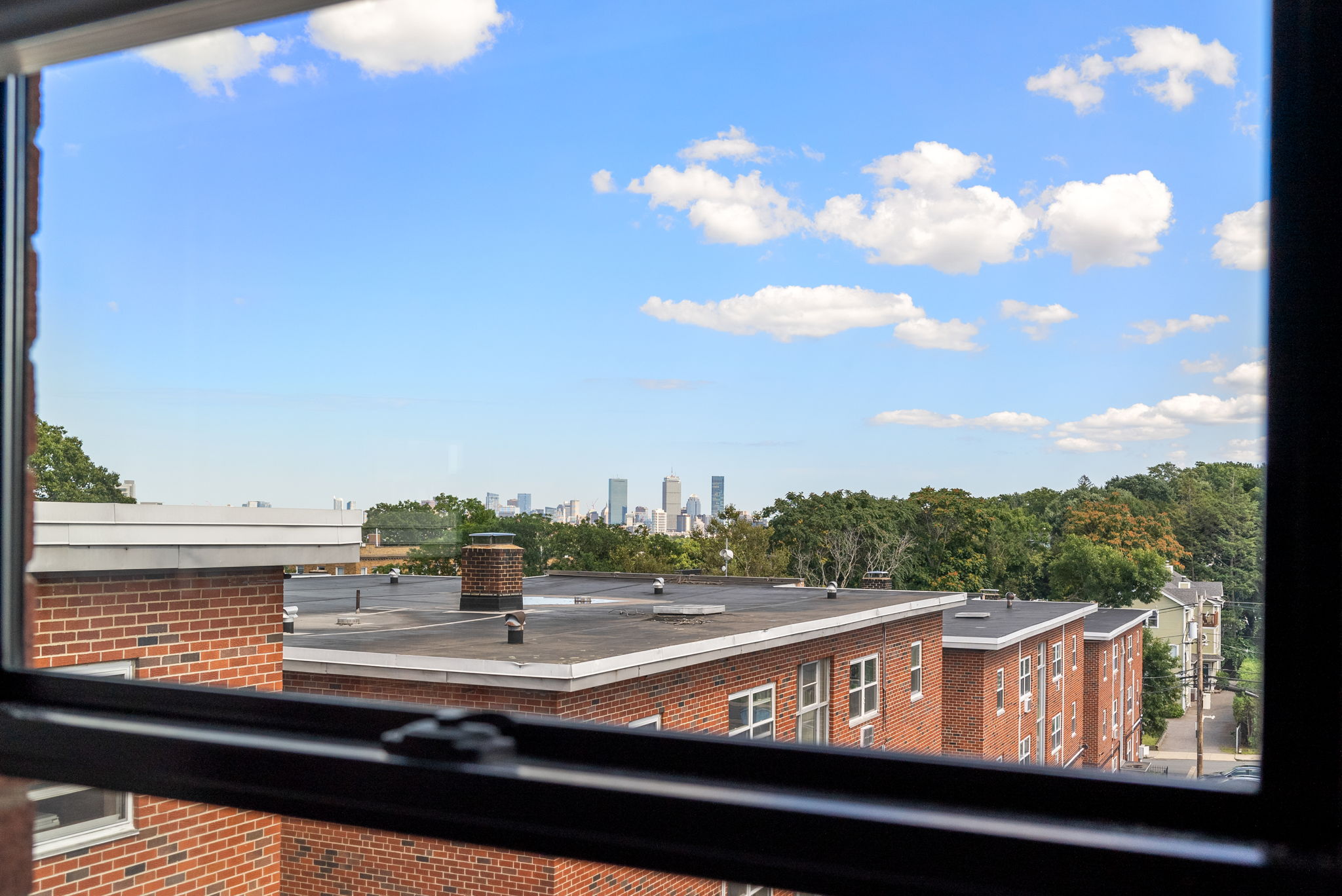 2 bed, 1 bath apartment for rent at 329 Summit Ave Unit 8, Brighton — photo 8 of 10