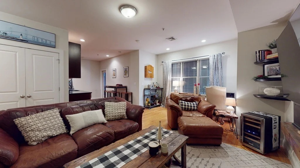 1 bed, 1 bath apartment for rent at 329 W Broadway Unit 2, South Boston