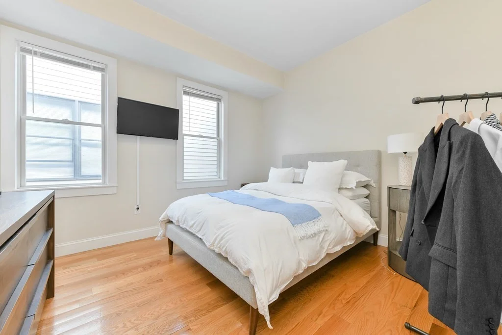 2 bed, 1 bath apartment for rent at 329 W Broadway Unit 5, South Boston — photo 8 of 12